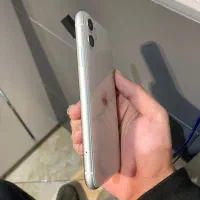 ایفون ۱۱ نرمال سفید|موبایل|تهران, کاشانک|دیوار