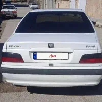 پژو پارس مدل ۸۲