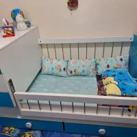 تخت کودک سالم وتمیز