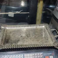 یک عدد ترازو دیجیتال