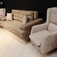 خانم خدماتی