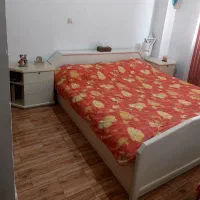 سرویس خواب کامل  همراه ساعت و آباژور ست