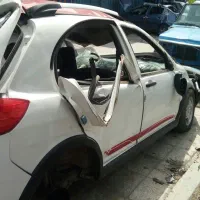 کوئیک 1401 سفید قرمز آر