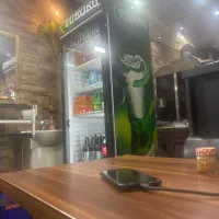 کارگر ساده خانوم یا اقا برای فست فود