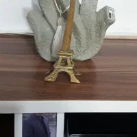 برج ایفل .جاکلیدی. سه عدد پروانه