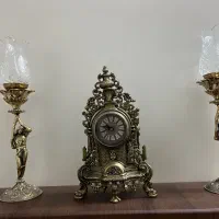 ساعت و شمعدان رومیزی