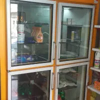 فروش یخچال  و قفسه مغازه یخچال دو طرف ویترین
