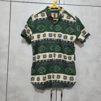 پیراهن و کاپشن