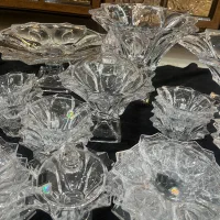 حراج سرویس  ظروف تعدادی  وسیله اشپزخانه تزئینی