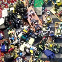 تعدادی برد و سیم رابط های کاربردی مخصوص تعمیرکار