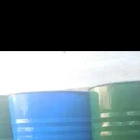 دو بشکه و ۷ گالن  دارم