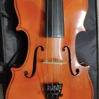 ویولن کارکرده سالم بدون ترک خوردگی|ویولن|خمین, |دیوار