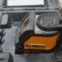 تراز لیزری دیوالت