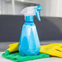 شیشه پاکن و همه چی پاکن و چربی زدا نانو