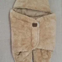 قنداق پادار نوزادی
