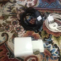 شارژر پابند الکترونیکی در دورنگ سفید ومشکی
