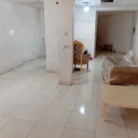 اپارتمان صد متری همکف با حیاط اداری و تولیدی|اجارهٔ آپارتمان|تهران, تختی|دیوار