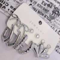 ست و گوشواره|ساعت|پاکدشت, پاکدشت (مامازند)|دیوار