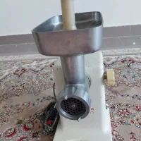 چرخ گوشت قدیمی سالم  و نوستالوژی|خردکن، آسیاب، غذاساز|قم, زنبیل آباد|دیوار