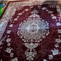 دو عدد قالی درحد نوبدون سوختگی دونه ای پنج میلیون