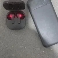 پاور بانک درجه یک و هندزفری ایرپاد کیفیت صدا عالی