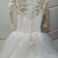 لباس عروس|لباس|اندیشه, اندیشه فاز ۱|دیوار