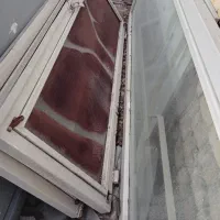 درب و پنجره و پله آهنی