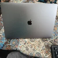 مک بوک پرو ۲۰۱۹ i7 16g ram