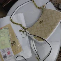 کیف برند کوچ