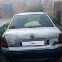 اپل استرا سدان94 نقره‌ای