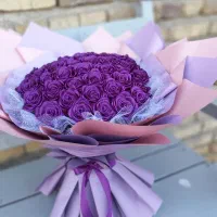 گل ربانی بنفش ۵۰ شاخه