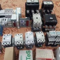 تجهیزات برق صنعتی والکترونیکی