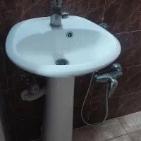 ۲ عدد روشویی با شیر