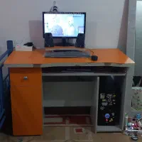 میز کامپیوتر