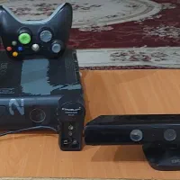 ایکس باکس ۳۶۰  با یک دسته
