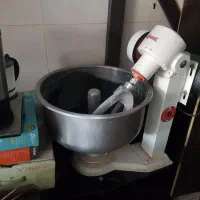 خمیر گیر ۳۰ ک در حد نو