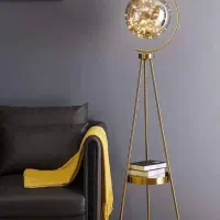 آباژور کنارسالنی ایستاده مدرن