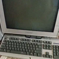 مانیتور و کیبورد