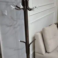 جالباسی ایستاده