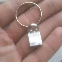 یه عدد فلش 32 گیگ