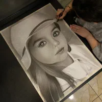 گالری نقاشی ژیوار (آموزش سیاهقلم،هایپررئال)