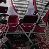 کالسکه نو. نو دوقلو