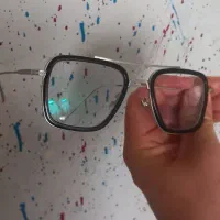 عینک نمره یک در نور آفتاب سیاه میشه|زیورآلات و اکسسوری|سیرجان, |دیوار