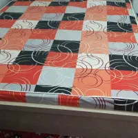 تخت دونفره به همراه کفی وتشک