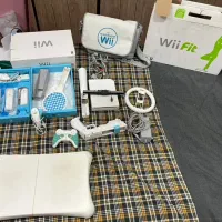نینتندوWii فول با تمام لوازم برای بازی|کنسول، بازی ویدئویی و آنلاین|بروجرد, |دیوار
