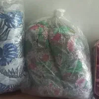دوعدد بالشت یه تشک و یک پتو