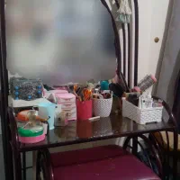 میزآرایش فلزی