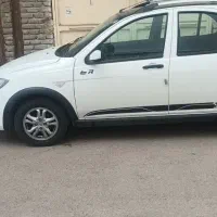 کوئیک آر سفید مشکی درحد