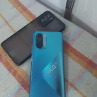 poco f3 درحد آکبند فروش و معاوضه با آیفون