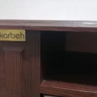 زیرتلویزیون رنگ قهوه ای سوخته